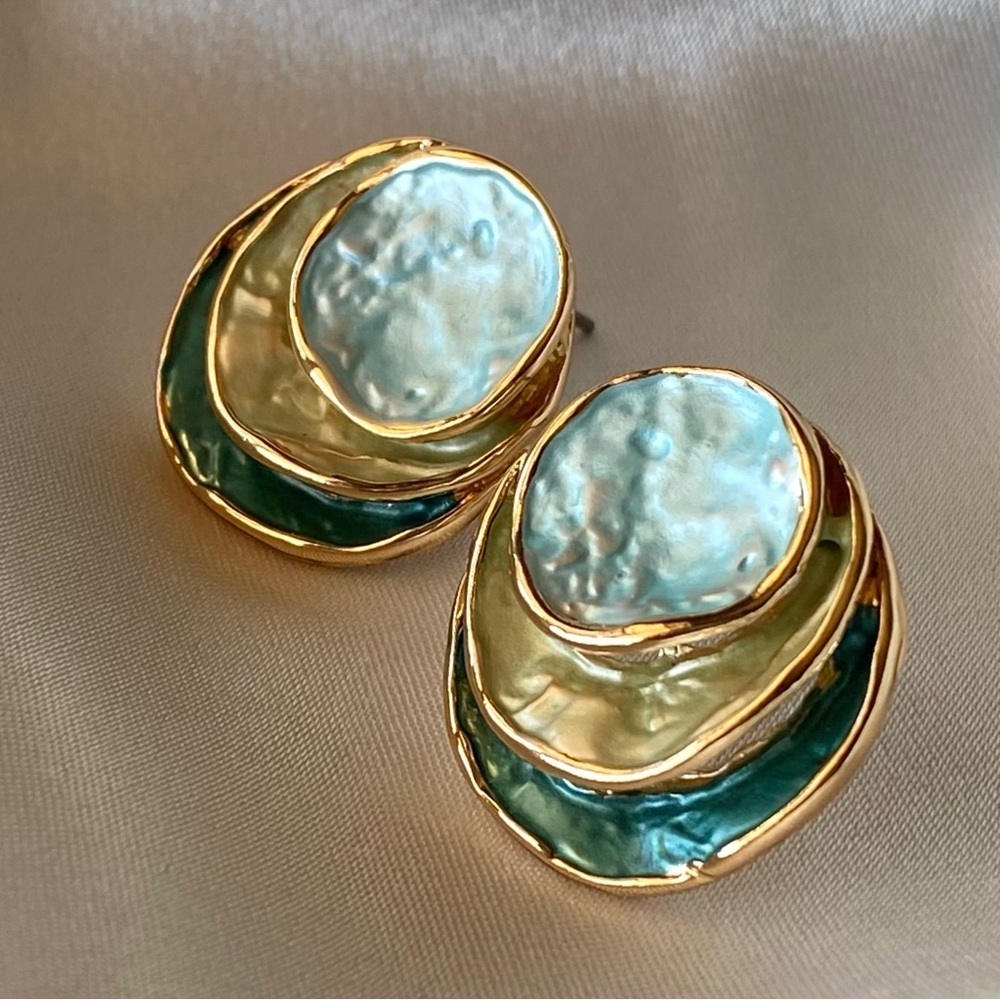 ✨Reserved - Sundance Artesia Earrings - Picture 3 of 8